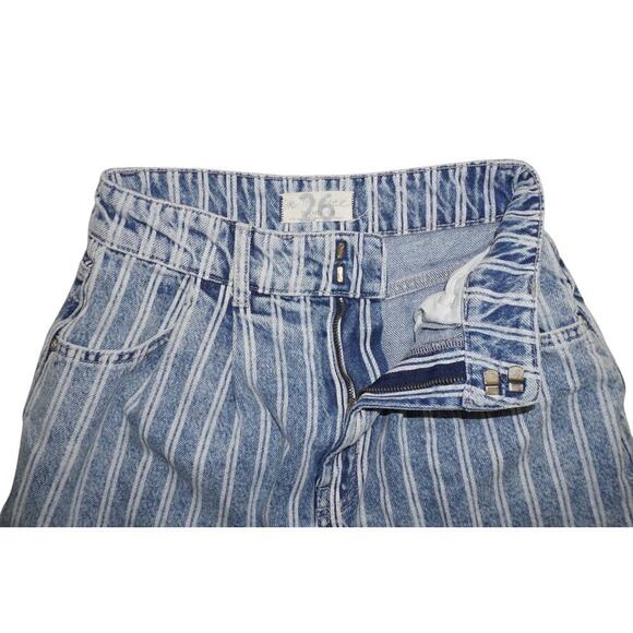 We The Free by Free People Striped Denim Shorts Size 26 - Picture 3 of 7